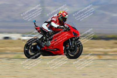 media/May-15-2022-SoCal Trackdays (Sun) [[33a09aef31]]/Back Straight Speed Shots (835am)/